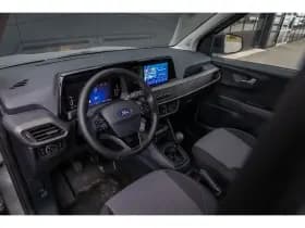Ford Transit Courier thumbnail 3