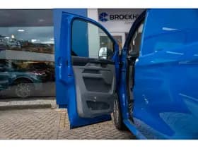 Ford E-Transit Custom thumbnail 18