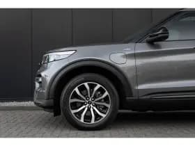 Ford Explorer thumbnail 12