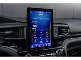Ford Explorer thumbnail 24