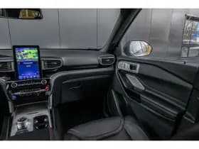 Ford Explorer thumbnail 29