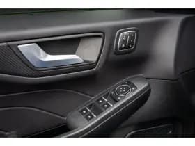 Ford Kuga thumbnail 42