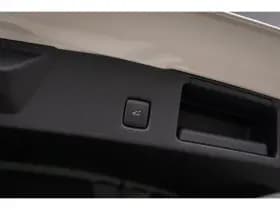 Ford Kuga thumbnail 39
