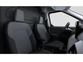 Ford E-Transit Courier thumbnail 7