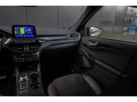 Ford Kuga thumbnail 44