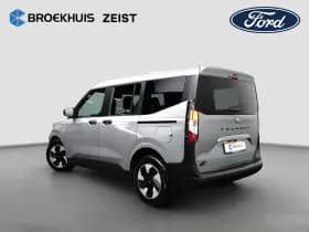 Ford Tourneo Courier thumbnail 4