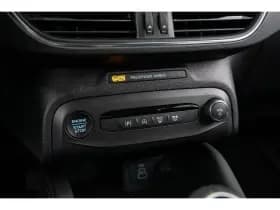 Ford Focus thumbnail 25