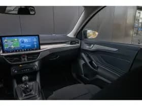 Ford Focus thumbnail 34