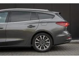 Ford Focus thumbnail 40