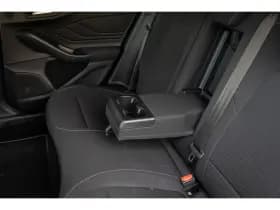 Ford Focus thumbnail 6