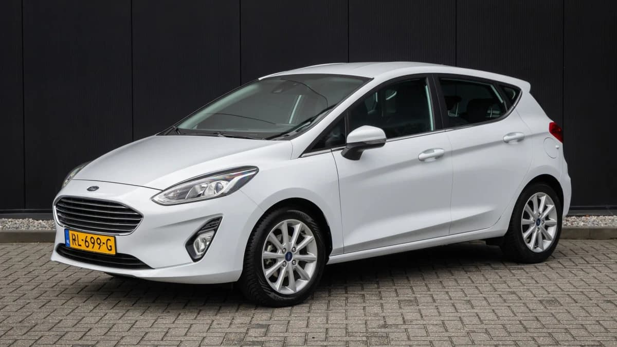 Ford Fiesta — foto 1