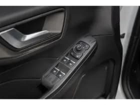 Ford Kuga thumbnail 37