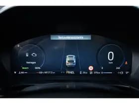 Ford Kuga thumbnail 38