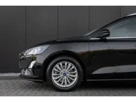 Ford Focus thumbnail 11