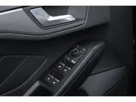 Ford Focus thumbnail 38