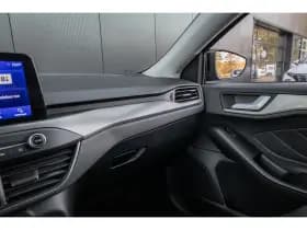 Ford Focus thumbnail 39