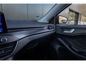 Ford Focus thumbnail 41