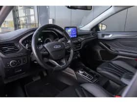 Ford Focus thumbnail 10
