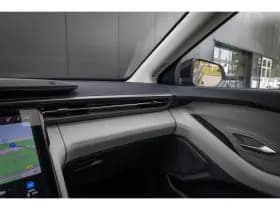 Ford Explorer thumbnail 31