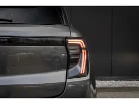 Ford Explorer thumbnail 38