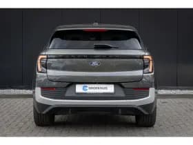 Ford Explorer thumbnail 5