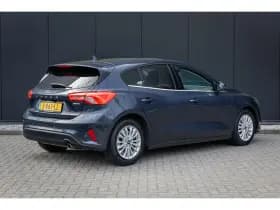 Ford Focus thumbnail 2