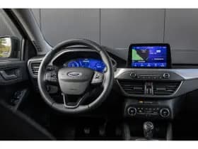 Ford Focus thumbnail 3