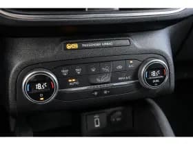 Ford Focus thumbnail 32