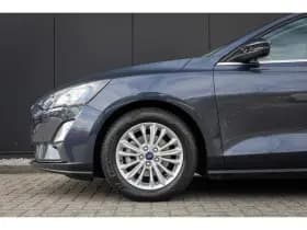 Ford Focus thumbnail 8