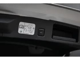 Ford Kuga thumbnail 46