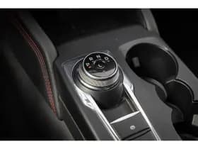 Ford Kuga thumbnail 33