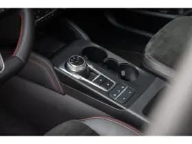 Ford Kuga thumbnail 35