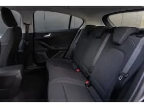 Ford Focus thumbnail 7
