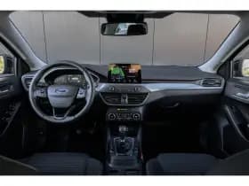 Ford Focus thumbnail 10