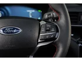 Ford Explorer thumbnail 28