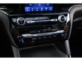 Ford Explorer thumbnail 29
