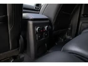 Ford Explorer thumbnail 8