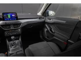Ford Focus thumbnail 23