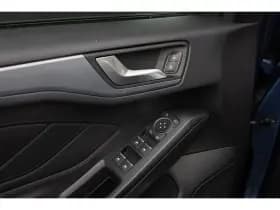 Ford Focus thumbnail 27