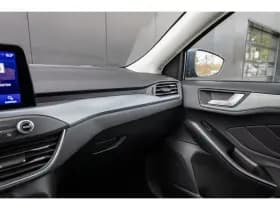 Ford Focus thumbnail 39