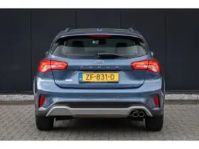 Ford Focus thumbnail 5