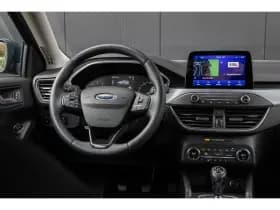 Ford Focus thumbnail 8