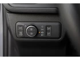 Ford Kuga thumbnail 37