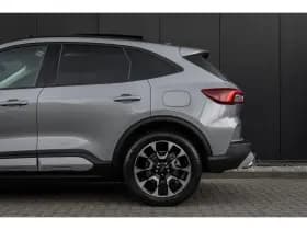 Ford Kuga thumbnail 11