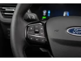 Ford Kuga thumbnail 36