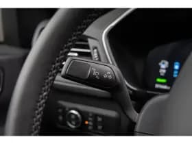 Ford Kuga thumbnail 38