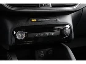 Ford Kuga thumbnail 44