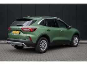 Ford Kuga thumbnail 2
