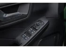 Ford Kuga thumbnail 33