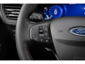 Ford Kuga thumbnail 35